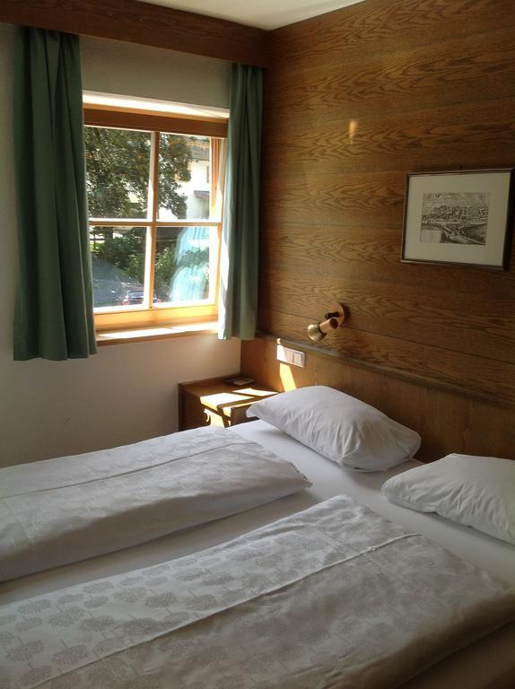 Garni Pineta Hotel San Martino in Badia Szoba fotó