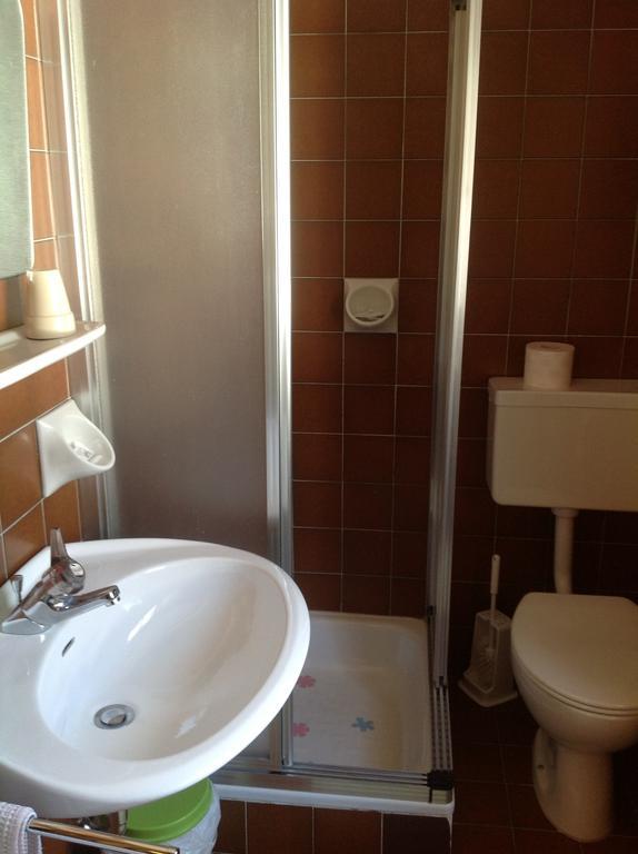 Garni Pineta Hotel San Martino in Badia Szoba fotó